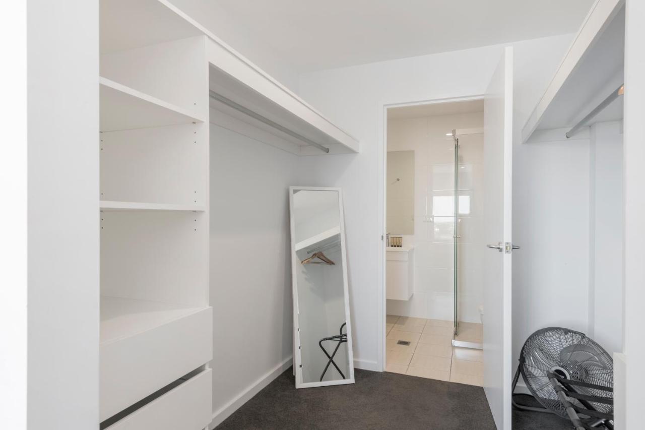 Astra Apartments Нюкасъл Екстериор снимка