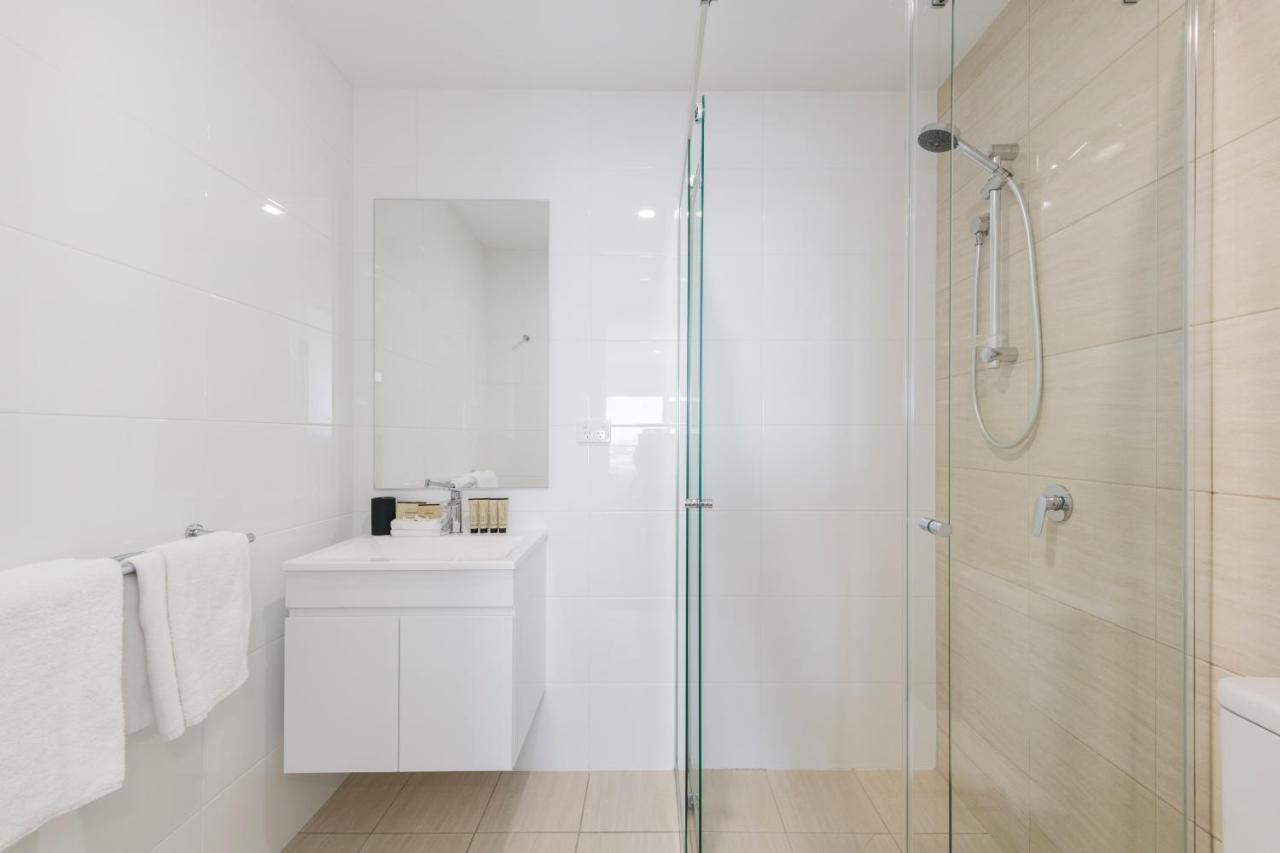Astra Apartments Нюкасъл Екстериор снимка